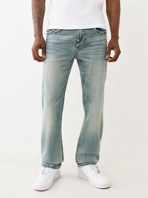 TRUE RELIGION JEANS RICKY ROPE STITCH FLAP 34IN RHYTHM RUSH LIGHT WASH